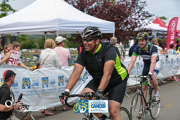 FINISH LINE - 2013 RTCC – Ron Sombilon Photography Team-309-