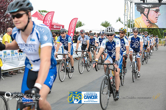 FINISH LINE - 2013 RTCC – Ron Sombilon Photography Team-373-