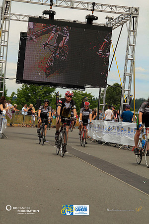 BRAINIACS - Finish Line –2013 RIDE TO CONQUER CANCER –BCCF – Ron Sombilon Photography-71-WEB