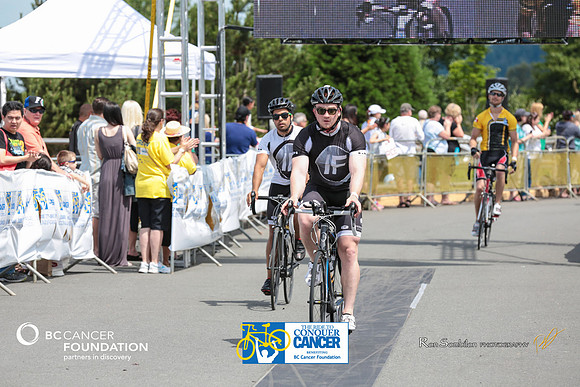 FINISH LINE - 2013 RTCC – Ron Sombilon Photography Team-210-WEB