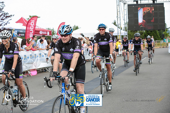 FINISH LINE - 2013 RTCC – Ron Sombilon Photography Team-172-WEB