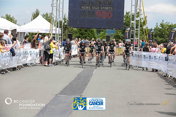 FINISH LINE - 2013 RTCC – Ron Sombilon Photography Team-420-WEB