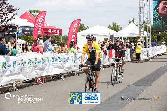 FINISH LINE - 2013 RTCC – Ron Sombilon Photography Team-123-WEB