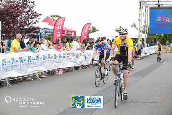 FINISH LINE - 2013 RTCC – Ron Sombilon Photography Team-384-