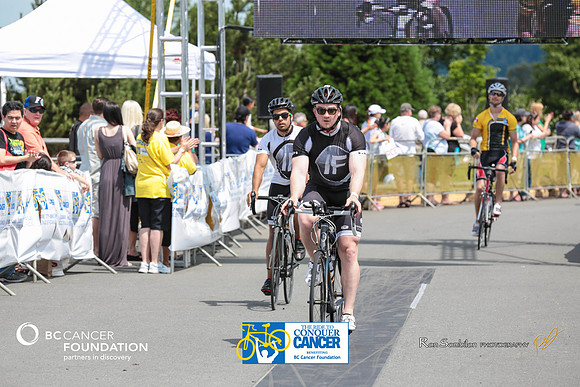 FINISH LINE - 2013 RTCC – Ron Sombilon Photography Team-210-