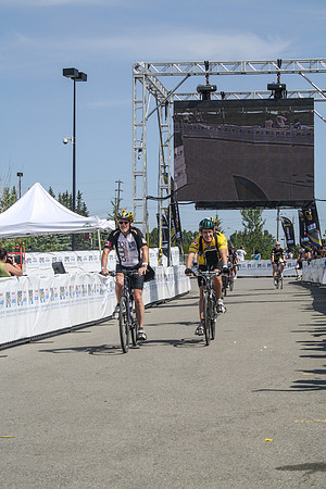 FINISH LINE – HEROES CROSSING –ALBERTA RTCC 2013–  Ron Sombilon Photography-282