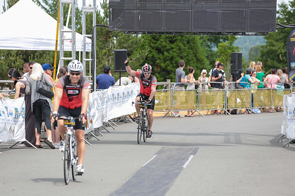 FINISH LINE - 2013 RTCC – Ron Sombilon Photography Team-335