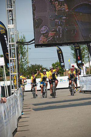 FINISH LINE – HEROES CROSSING –ALBERTA RTCC 2013–  Ron Sombilon Photography-190
