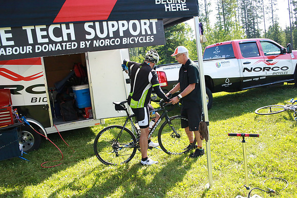 DAY1 – PITSTOPS -  ALBERTA RTCC 2013– Ron Sombilon Photography-34