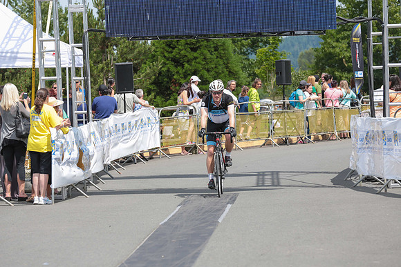 FINISH LINE - 2013 RTCC – Ron Sombilon Photography Team-263