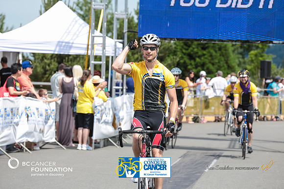 FINISH LINE - 2013 RTCC – Ron Sombilon Photography Team-212-