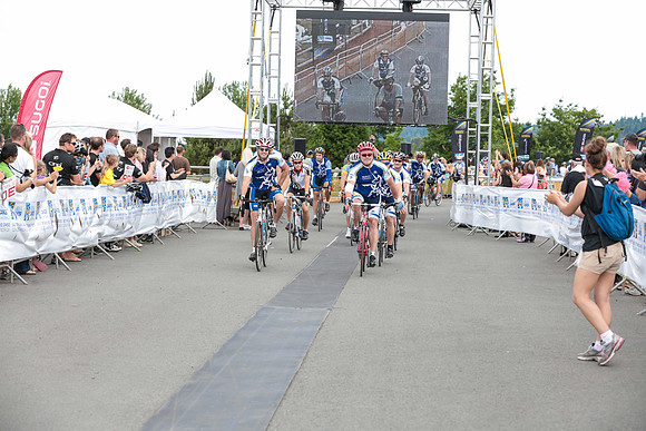FINISH LINE - 2013 RTCC – Ron Sombilon Photography Team-367