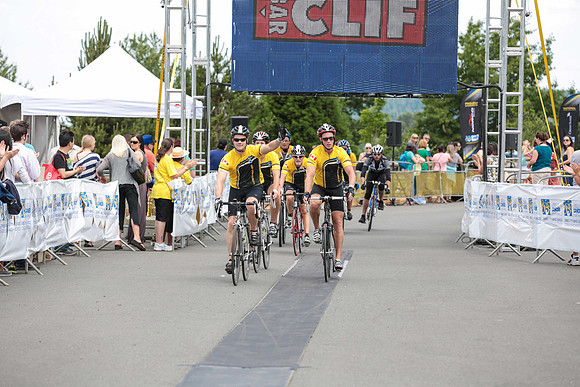 FINISH LINE - 2013 RTCC – Ron Sombilon Photography Team-324