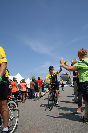 FINISH LINE – HEROES CROSSING –ALBERTA RTCC 2013–  Ron Sombilon Photography-346