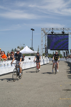 FINISH LINE – HEROES CROSSING –ALBERTA RTCC 2013–  Ron Sombilon Photography-285
