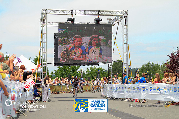 BRAINIACS - Finish Line –2013 RIDE TO CONQUER CANCER –BCCF – Ron Sombilon Photography-39-WEB