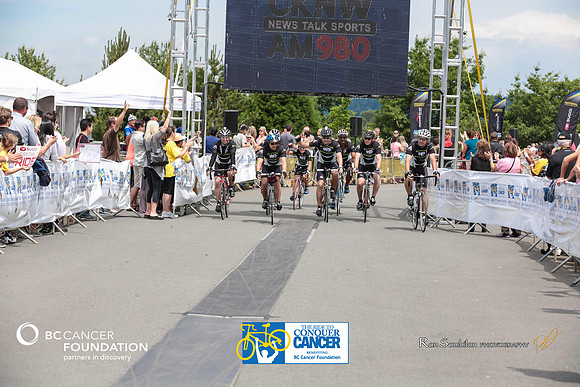 FINISH LINE - 2013 RTCC – Ron Sombilon Photography Team-420-