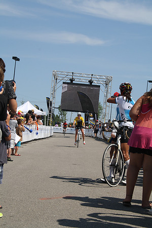 FINISH LINE – HEROES CROSSING –ALBERTA RTCC 2013–  Ron Sombilon Photography-307