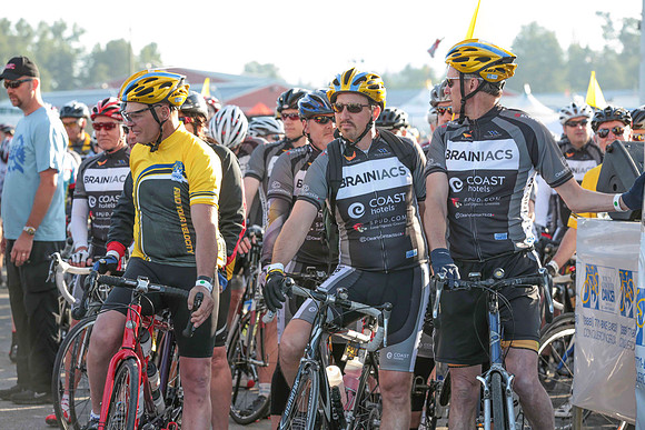 BRAINIACS  - Team en route –2013 RIDE TO CONQUER CANCER –BCCF – Ron Sombilon Photography-120