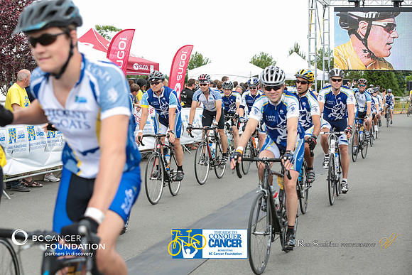 FINISH LINE - 2013 RTCC – Ron Sombilon Photography Team-373-WEB