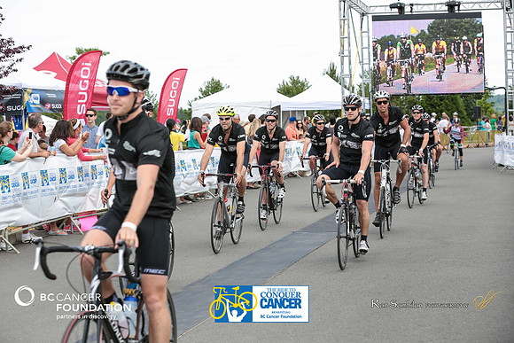 FINISH LINE - 2013 RTCC – Ron Sombilon Photography Team-190-WEB