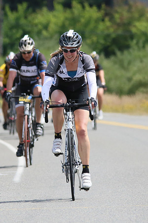 BRAINIACS  - Team en route –2013 RIDE TO CONQUER CANCER –BCCF – Ron Sombilon Photography-279