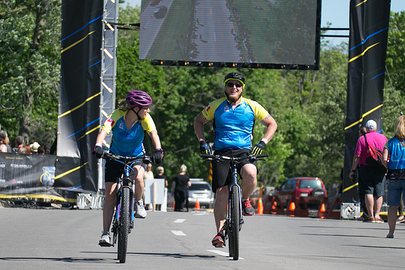 FINISH LINE - SOMBILON PHOTOGRAPHY-10979