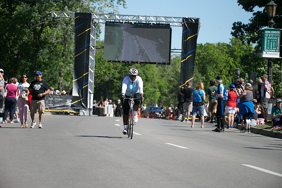FINISH LINE - SOMBILON PHOTOGRAPHY-11063
