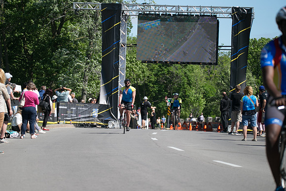FINISH LINE - SOMBILON PHOTOGRAPHY-11045