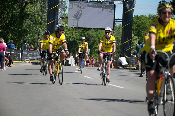FINISH LINE - SOMBILON PHOTOGRAPHY-11130