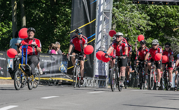 FINISH LINE - SOMBILON PHOTOGRAPHY-30703