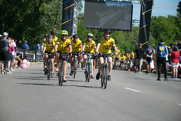 FINISH LINE - SOMBILON PHOTOGRAPHY-11097