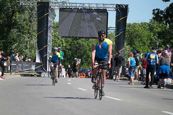 FINISH LINE - SOMBILON PHOTOGRAPHY-11050