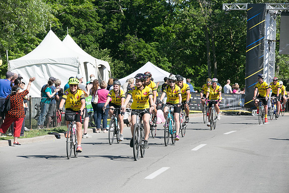 FINISH LINE - SOMBILON PHOTOGRAPHY-30666