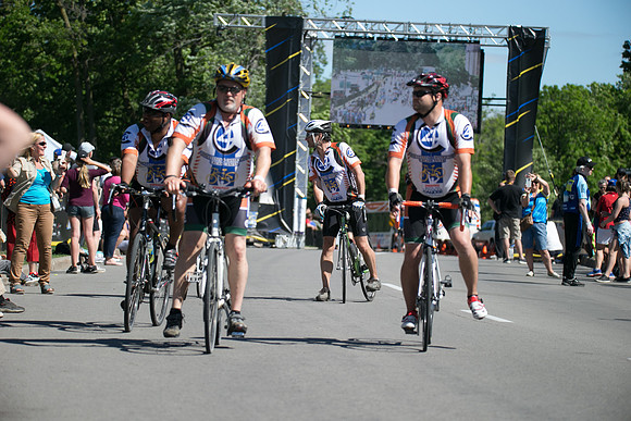 FINISH LINE - SOMBILON PHOTOGRAPHY-11074
