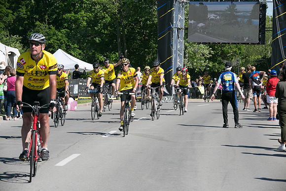 FINISH LINE - SOMBILON PHOTOGRAPHY-30678
