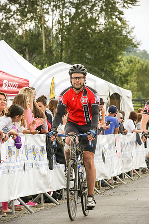 FL – A2 TEAMS –FINISH LINE – 3 –  RIDERS FOR RYDERS –  RTCCVA – Sombilon Photography-8
