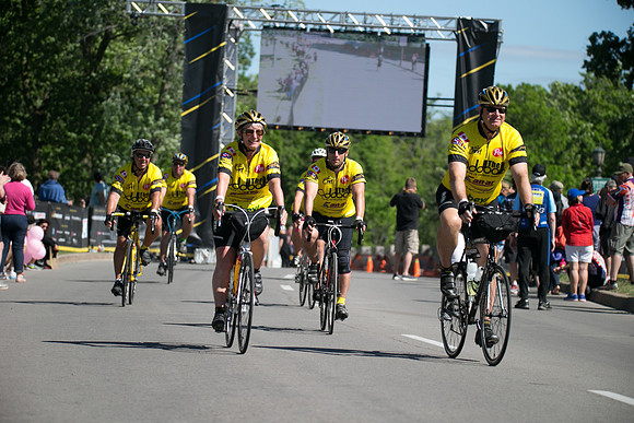 FINISH LINE - SOMBILON PHOTOGRAPHY-11129