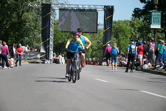 FINISH LINE - SOMBILON PHOTOGRAPHY-10982