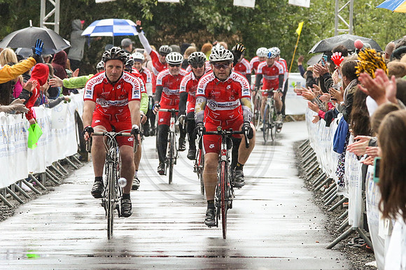 FL – A2 TEAMS –FINISH LINE – 1 –  FRIENDS OF SOUTHRIDGE –  RTCCVA – Sombilon Photography-16