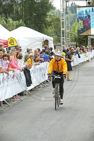 FL – A1 RIDERS - FINISH LINE – 3 – RTCCVA – Sombilon Photography-191