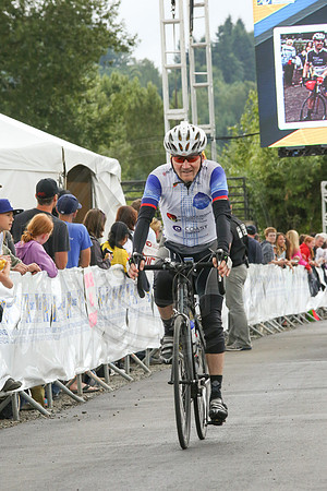FL – A2 TEAMS –FINISH LINE – 1 – BRANICACS Cycling team –  RTCCVA – Sombilon Photography-10