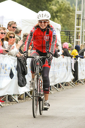 FL – A2 TEAMS –FINISH LINE – 3 –  RIDERS FOR RYDERS –  RTCCVA – Sombilon Photography-16
