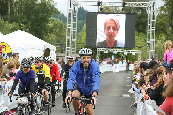 FL – A1 RIDERS - FINISH LINE – 3 – RTCCVA – Sombilon Photography-137