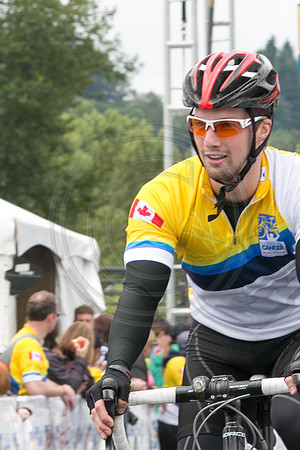 FL – A2 TEAMS –FINISH LINE – 1 – BRANICACS Cycling team –  RTCCVA – Sombilon Photography-35