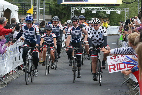FL – A2 TEAMS –FINISH LINE – 3 –  Jim Pattison Autogroup –  RTCCVA – Sombilon Photography-7