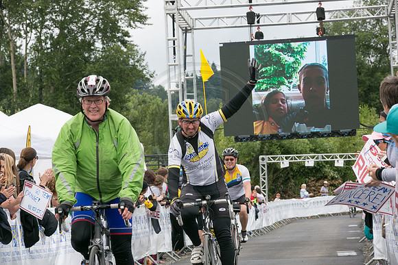 FL – A2 TEAMS –FINISH LINE – 1 – BRANICACS Cycling team –  RTCCVA – Sombilon Photography-37