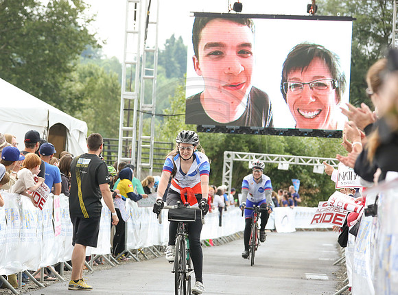 FL – A2 TEAMS –FINISH LINE – 1 – BRANICACS Cycling team –  RTCCVA – Sombilon Photography-14