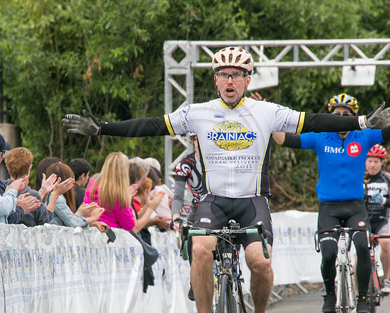 FL – A2 TEAMS –FINISH LINE – 1 – BRANICACS Cycling team –  RTCCVA – Sombilon Photography-48