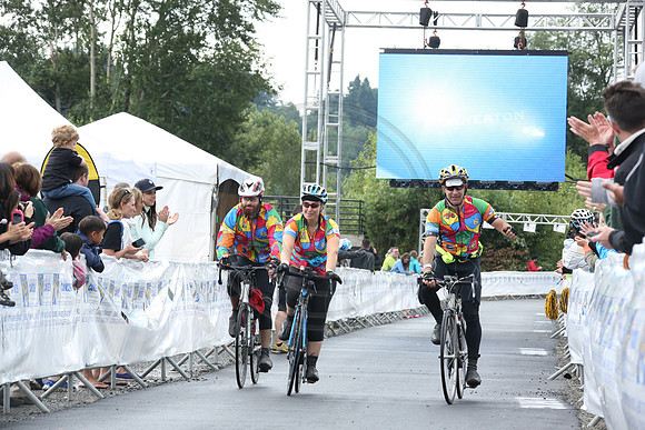 FL – A2 TEAMS –FINISH LINE – 3 –  WHEELS 2 HEALS –  RTCCVA – Sombilon Photography